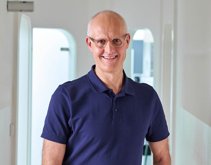 Dr. Andreas Pflumm